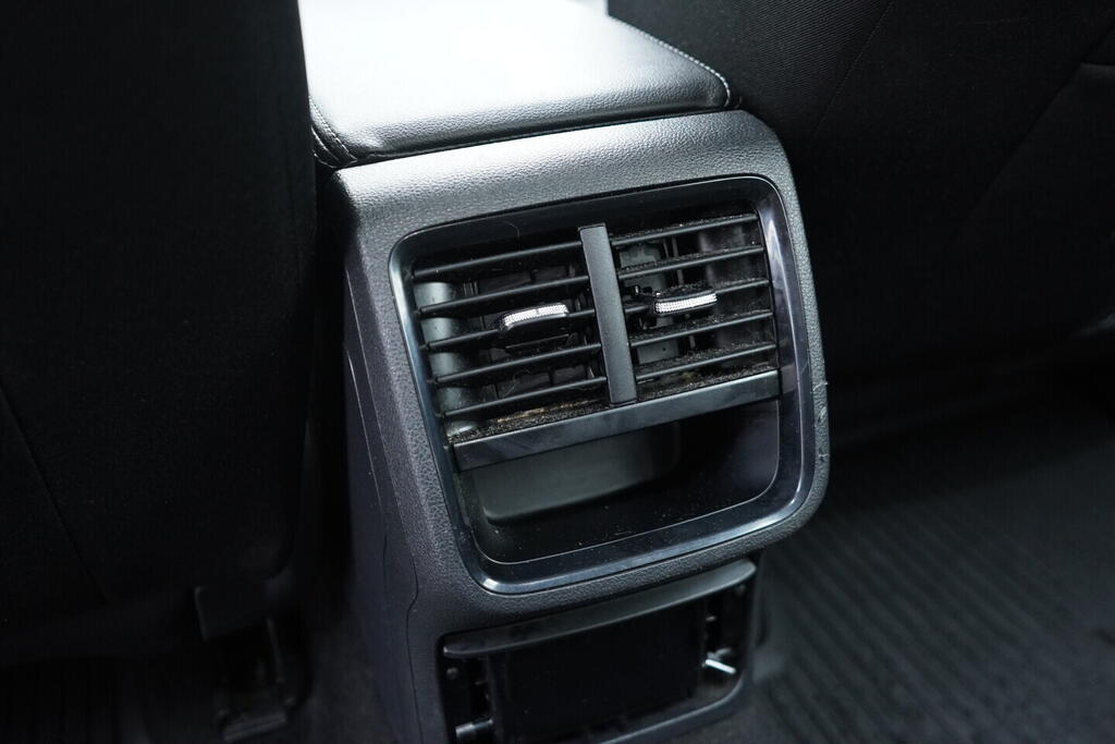 OV190V10306_38.webp_OCTAVIA Ambition 2.0 TDI 85 kW manuál