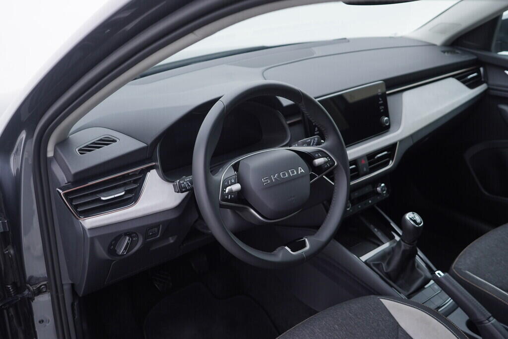 OV190V10308_21.webp_SCALA Top Selection 1.0 TSI 85 kW manuál, DPH