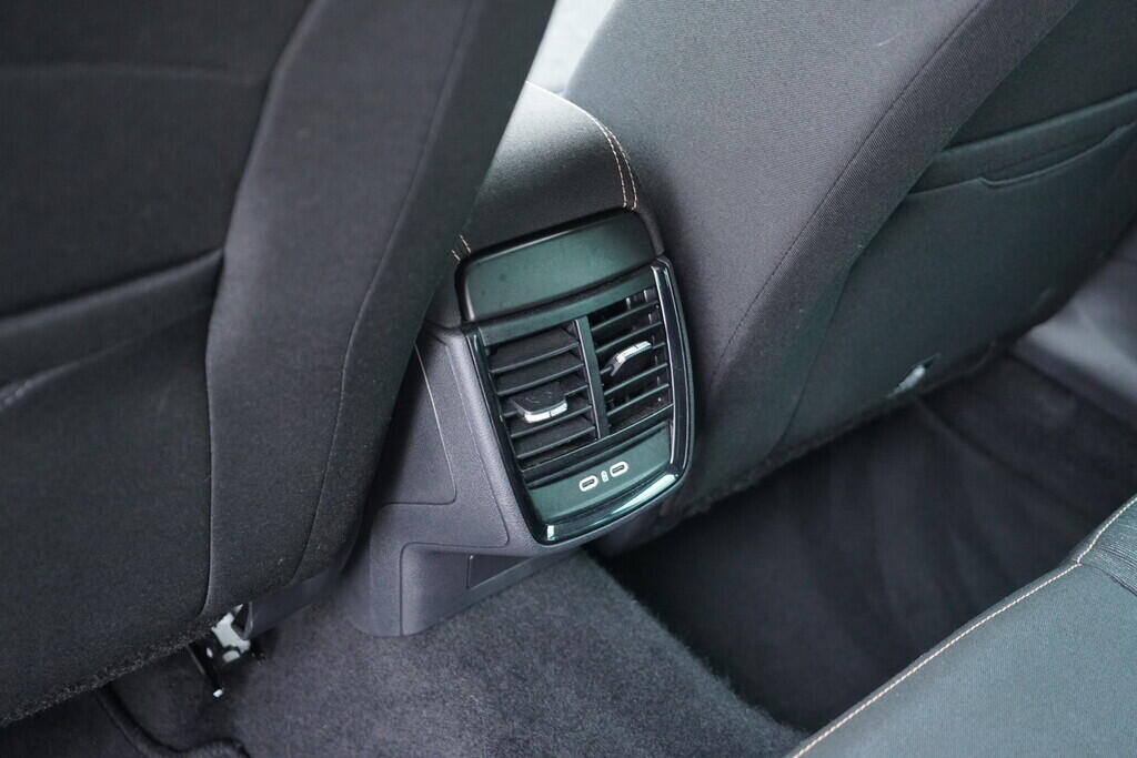 OV190V10308_34.webp_SCALA Top Selection 1.0 TSI 85 kW manuál, DPH