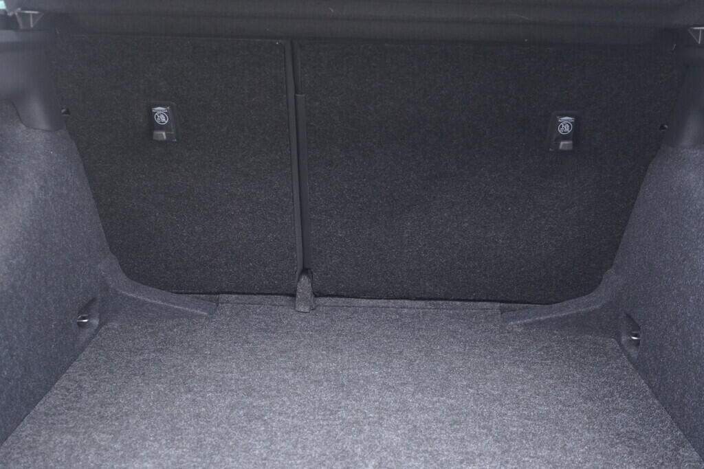 OV190V10308_36.webp_SCALA Top Selection 1.0 TSI 85 kW manuál, DPH