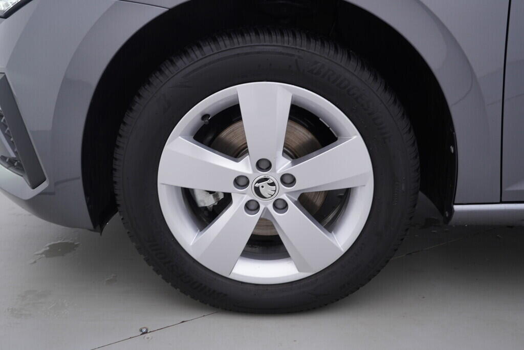 OV190V10308_39.webp_SCALA Top Selection 1.0 TSI 85 kW manuál, DPH