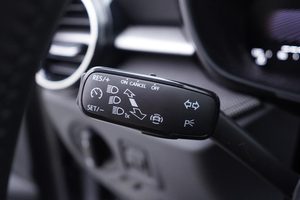 OV190V10309_23.webp_FABIA Selection 1.0 MPI 59 kW manuál, DPH