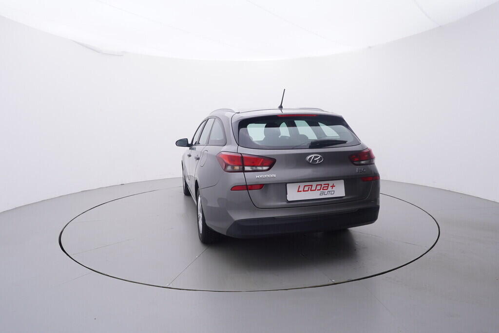 OV190V10310_13.webp_I30 Start 1.6  85 kW manuál