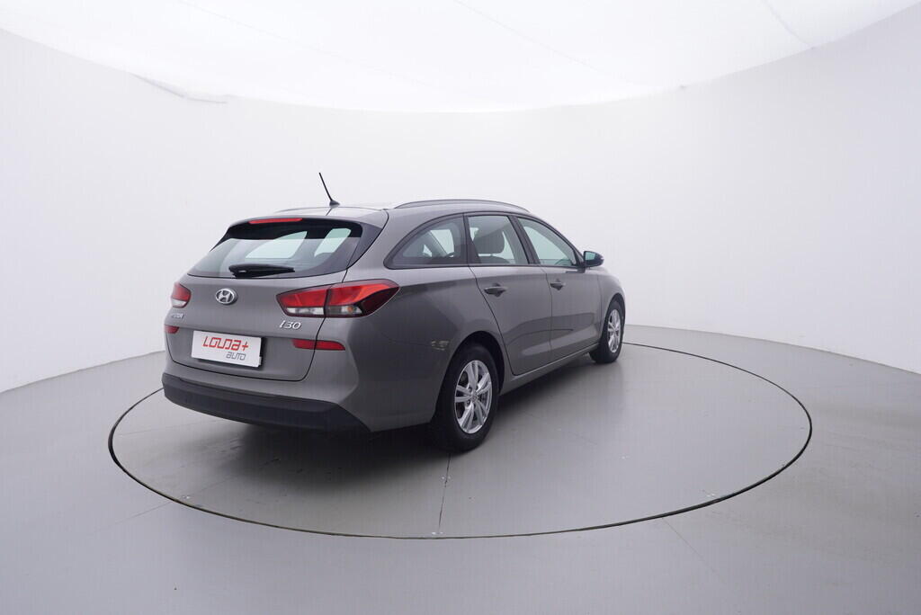 OV190V10310_14.webp_I30 Start 1.6  85 kW manuál