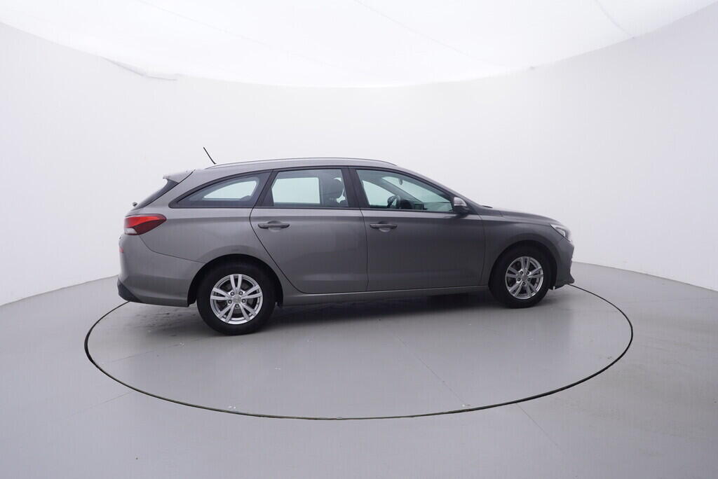 OV190V10310_15.webp_I30 Start 1.6  85 kW manuál