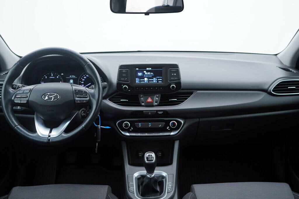 OV190V10310_25.webp_I30 Start 1.6  85 kW manuál