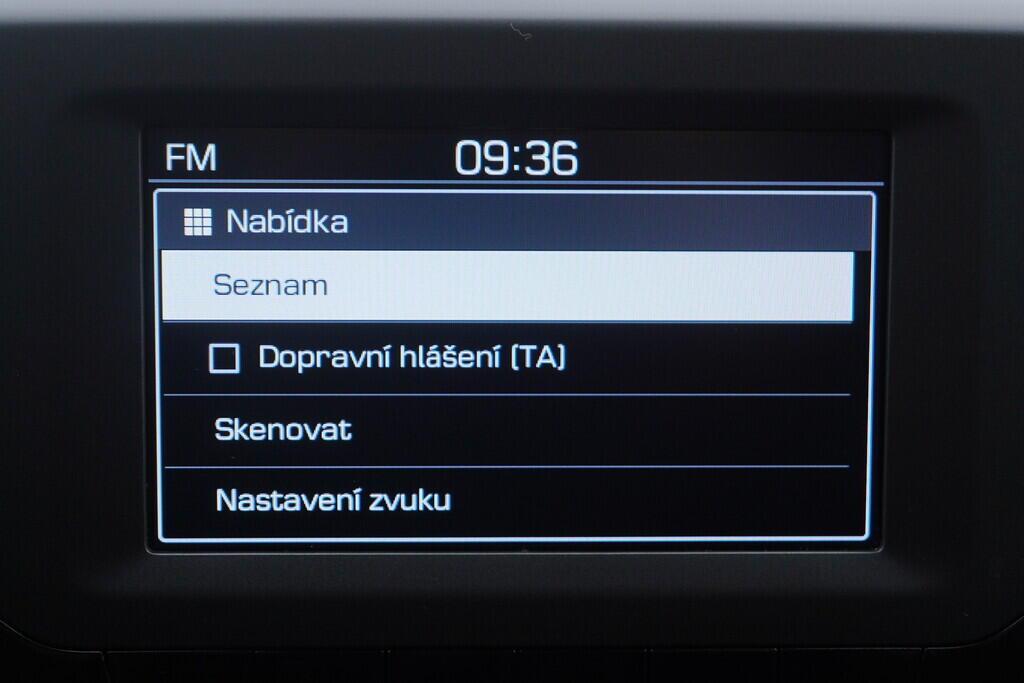 OV190V10310_27.webp_I30 Start 1.6  85 kW manuál