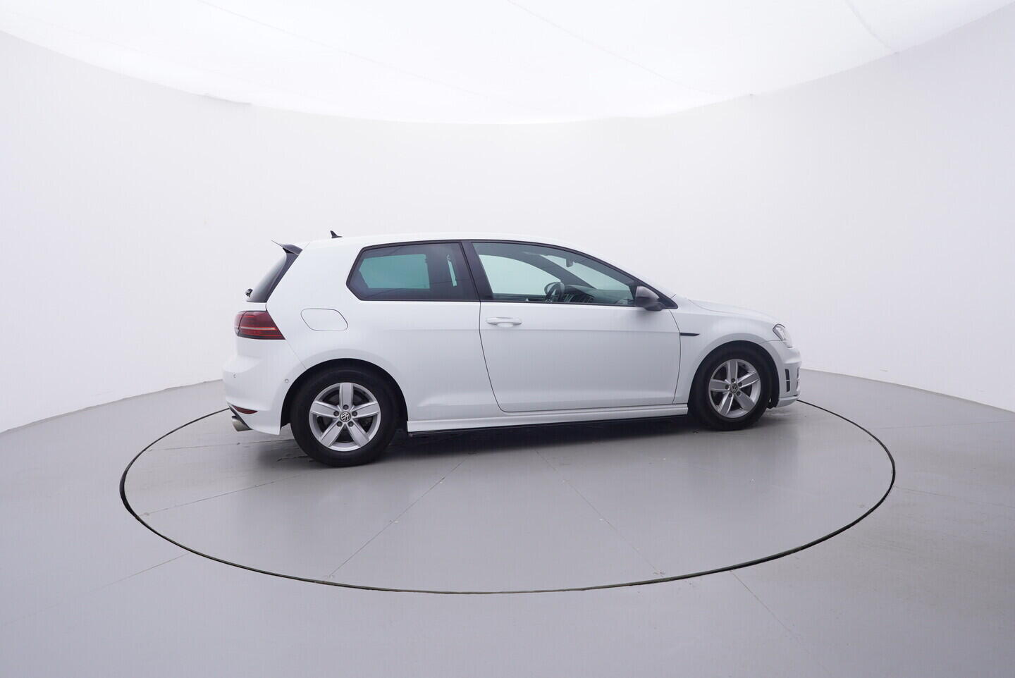 OV190V10311_15.webp_GOLF Highline 1.4 TSI 110 kW manuál