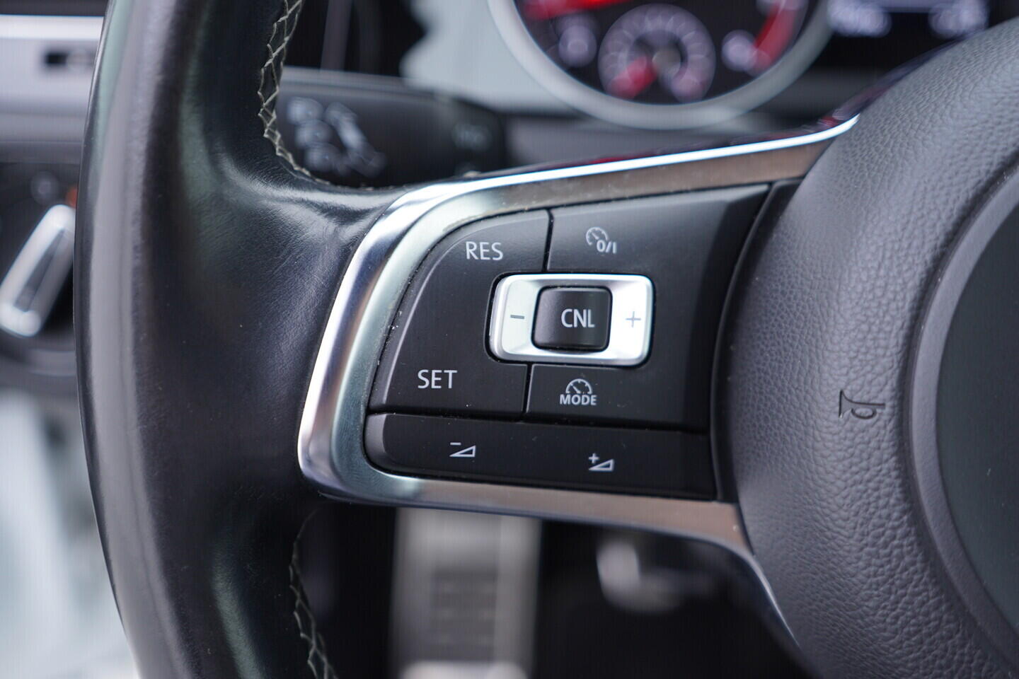 OV190V10311_26.webp_GOLF Highline 1.4 TSI 110 kW manuál