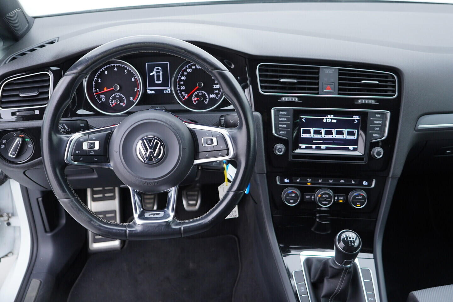 OV190V10311_28.webp_GOLF Highline 1.4 TSI 110 kW manuál