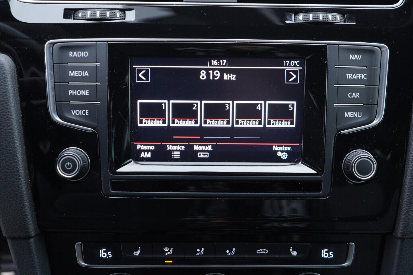 OV190V10311_30.webp_GOLF Highline 1.4 TSI 110 kW manuál