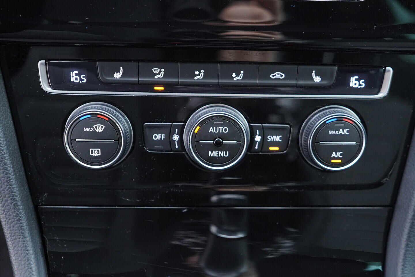 OV190V10311_34.webp_GOLF Highline 1.4 TSI 110 kW manuál