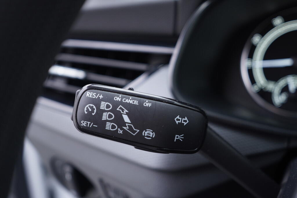 OV190V10314_23.webp_SCALA Ambition 1.5 TSI 110 kW automat, DPH