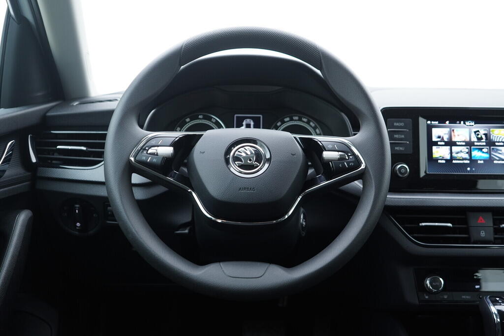 OV190V10314_26.webp_SCALA Ambition 1.5 TSI 110 kW automat, DPH