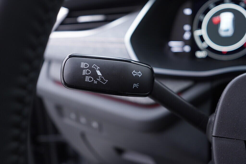 OV190V10322_23.webp_OCTAVIA Top Selection 2.0 TDI 110 kW automat, DPH