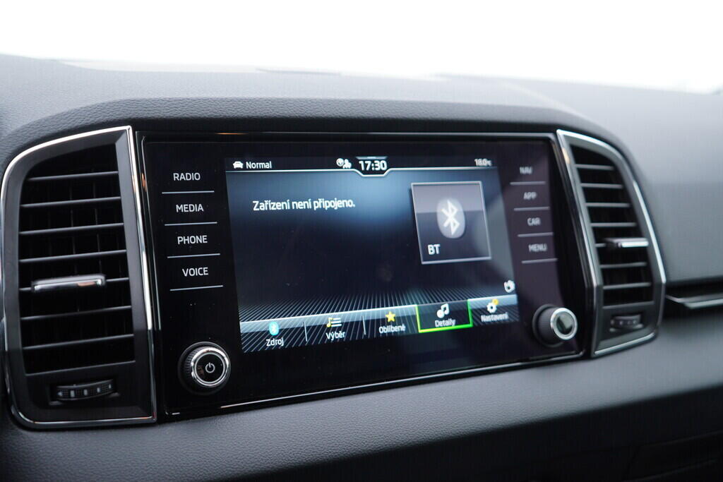 OV190V10323_30.webp_KAROQ Selection 1.5 TSI 110 kW automat, DPH