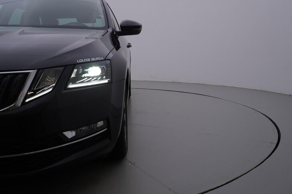 OV190V10328_42.webp_OCTAVIA Style 1.4 TSI 110 kW automat