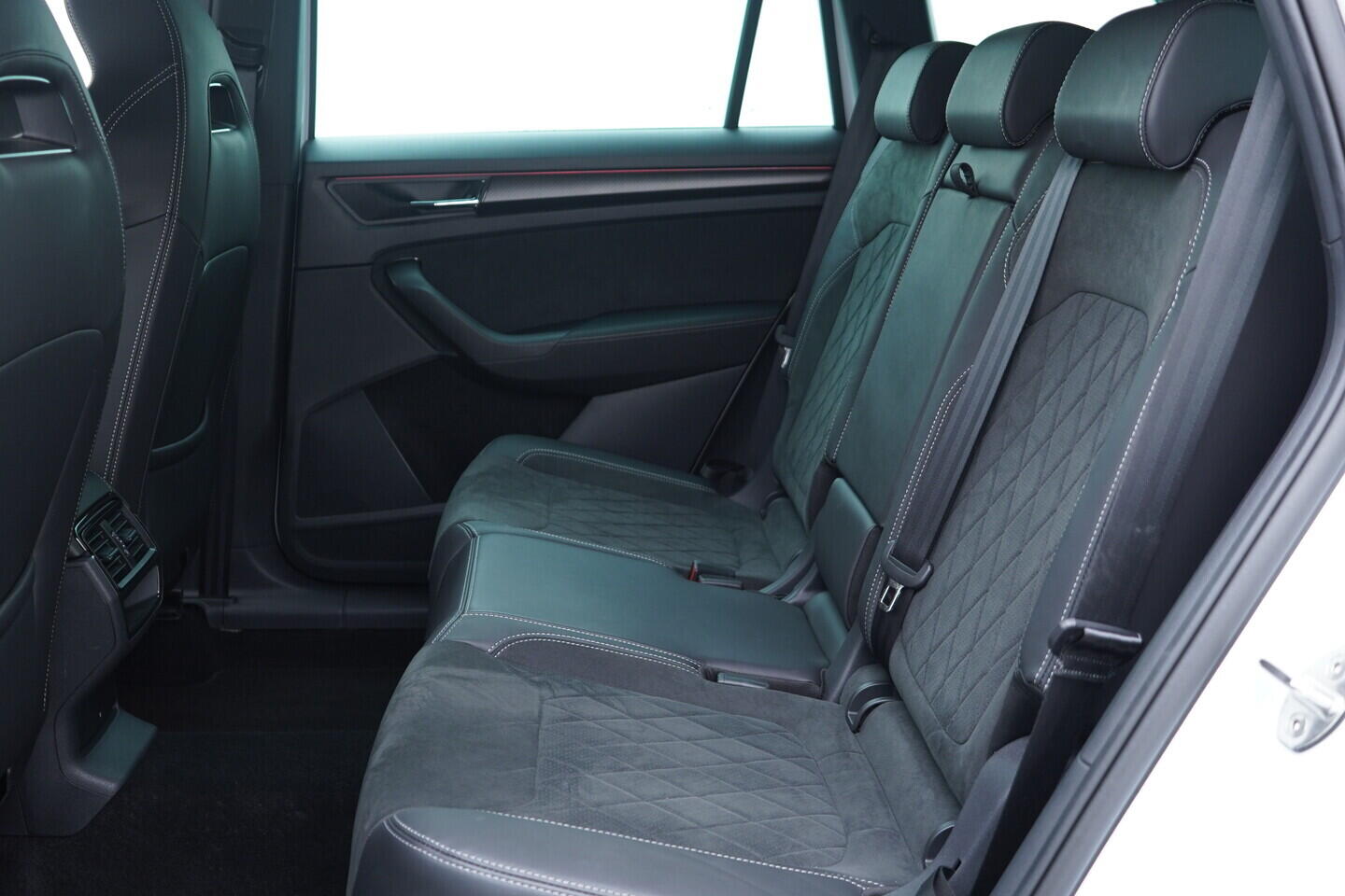 OV190V10330_40.webp_KODIAQ SportLine 2.0 TDI 147 kW automat, DPH