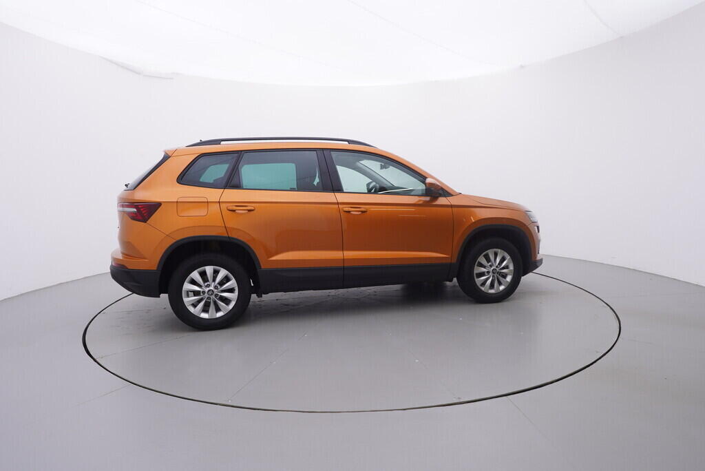 OV190V10331_15.webp_KAROQ Selection 2.0 TDI 85 kW manuál, DPH