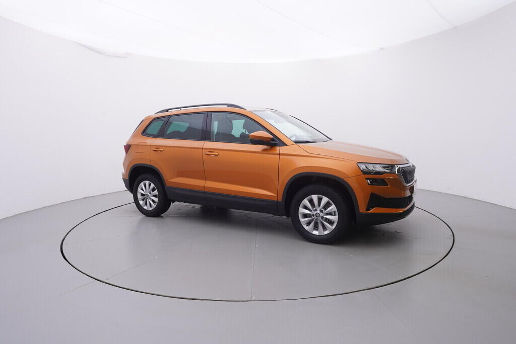 OV190V10331_16.webp_KAROQ Selection 2.0 TDI 85 kW manuál, DPH