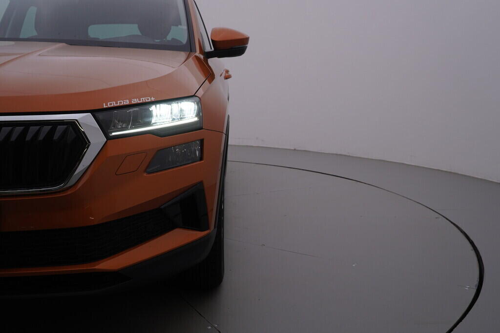 OV190V10331_41.webp_KAROQ Selection 2.0 TDI 85 kW manuál, DPH