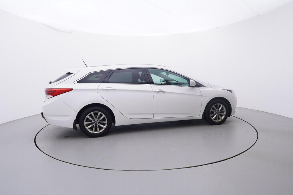 OV190V10332_15.webp_I40  1.7 CRDi  104 kW manuál