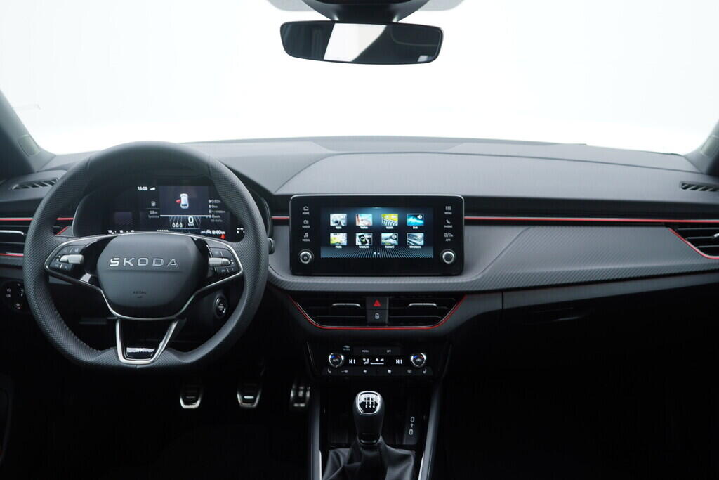 OV190V10334_25.webp_SCALA Monte Carlo 1.0 TSI 85 kW manuál, DPH