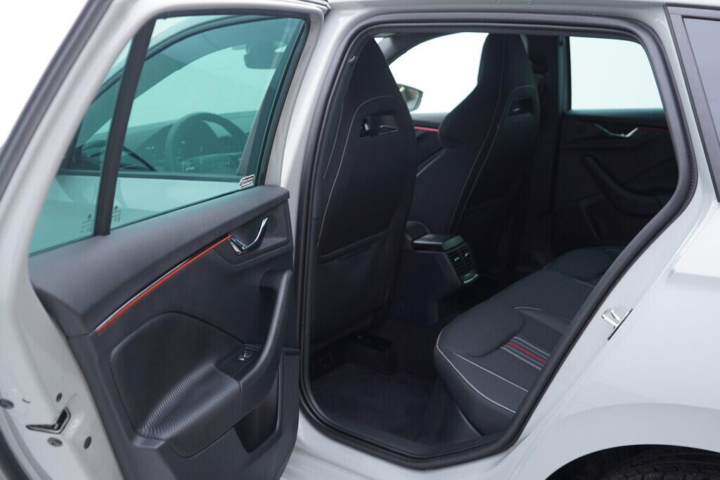 OV190V10334_33.webp_SCALA Monte Carlo 1.0 TSI 85 kW manuál, DPH