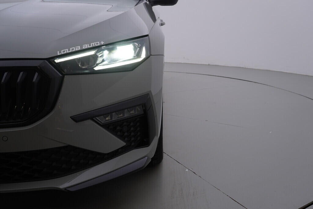 OV190V10334_43.webp_SCALA Monte Carlo 1.0 TSI 85 kW manuál, DPH