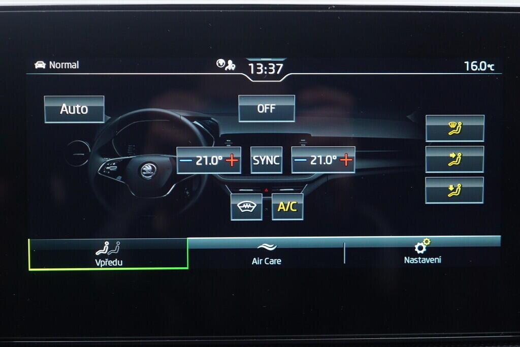 OV190V10338_30.webp_FABIA Monte Carlo 1.0 TSI 85 kW manuál, DPH