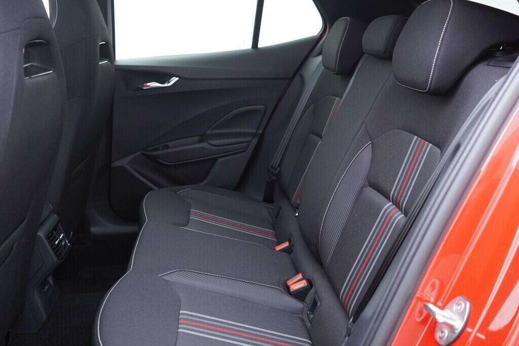 OV190V10338_35.webp_FABIA Monte Carlo 1.0 TSI 85 kW manuál, DPH