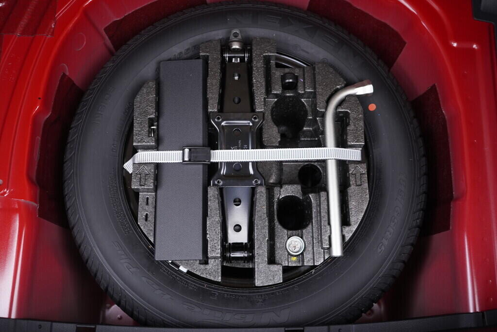 OV190V10338_37.webp_FABIA Monte Carlo 1.0 TSI 85 kW manuál, DPH