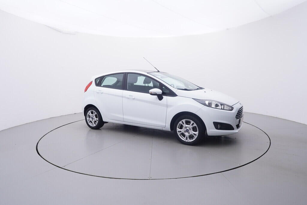 OV190V10339_16.webp_FIESTA Trend 1.0 Ecoboost 74 kW manuál