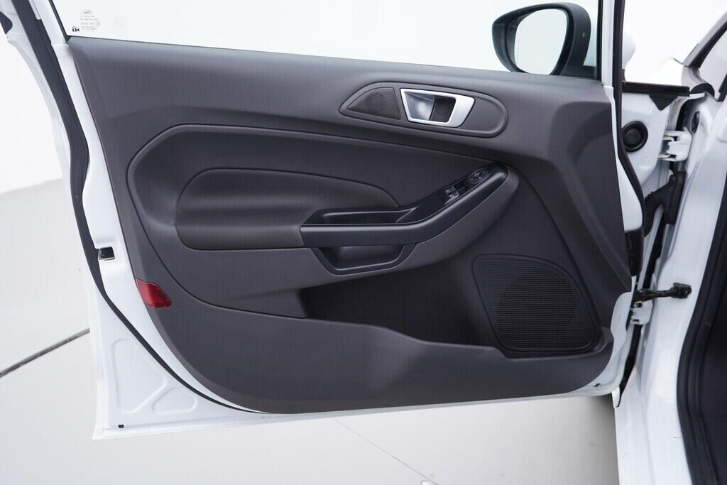 OV190V10339_19.webp_FIESTA Trend 1.0 Ecoboost 74 kW manuál