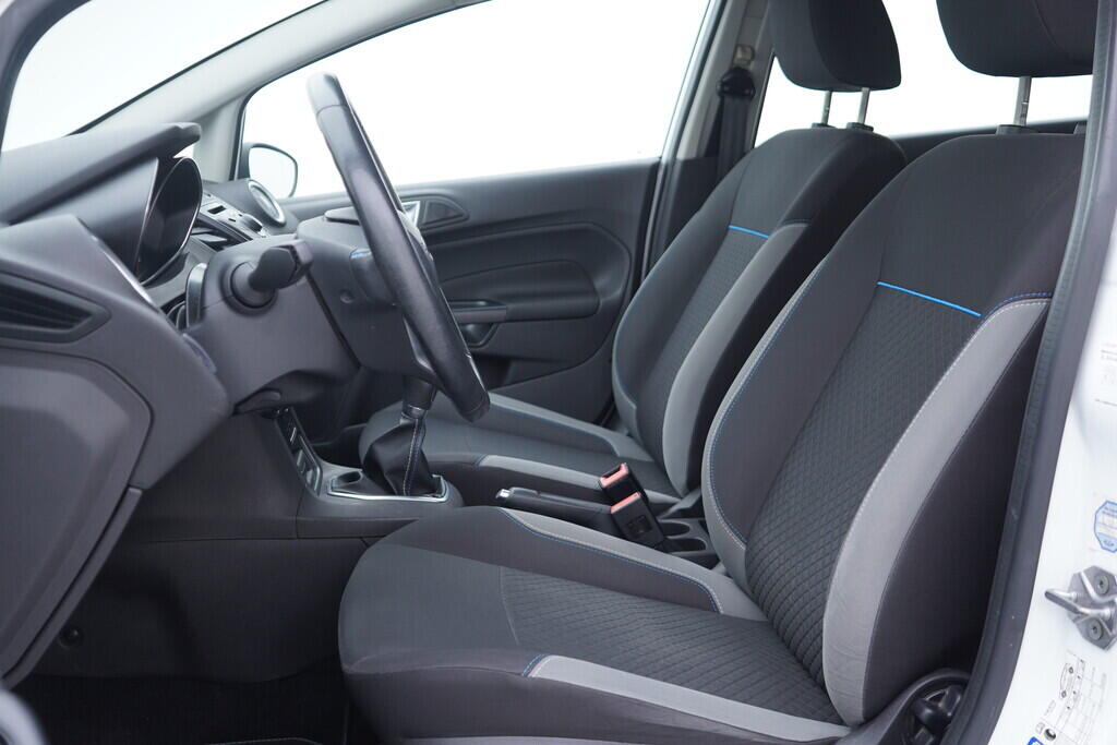 OV190V10339_22.webp_FIESTA Trend 1.0 Ecoboost 74 kW manuál