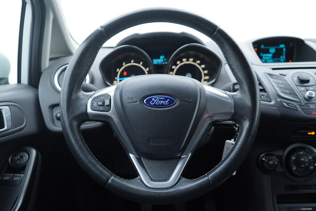 OV190V10339_26.webp_FIESTA Trend 1.0 Ecoboost 74 kW manuál