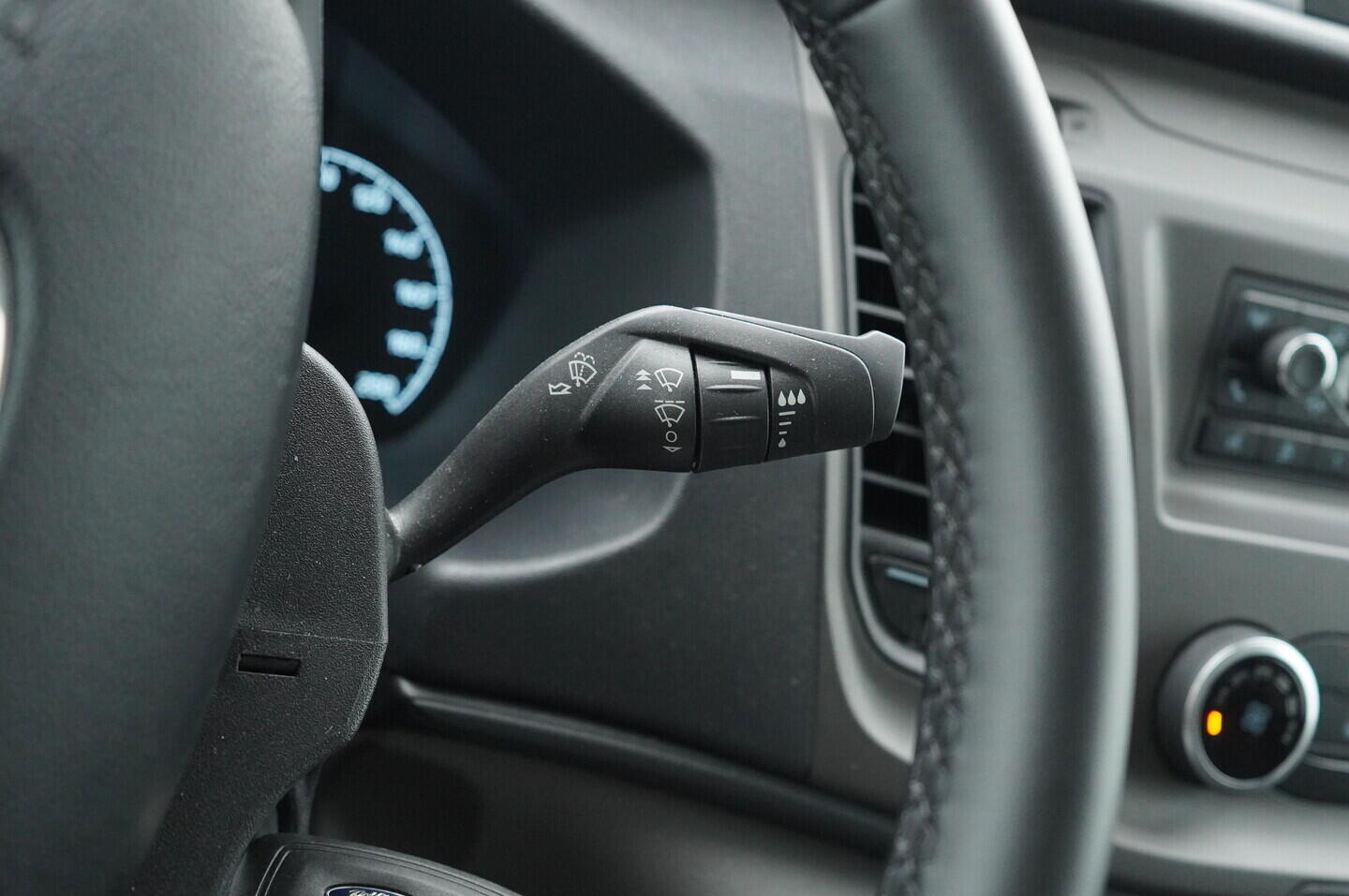 OV190V10350_20.webp_TRANSIT L2H2 2.0 TDCi 96 kW manuál, DPH