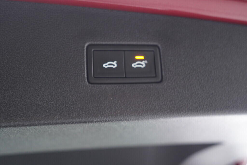 OV190V10351_35.webp_TIGUAN Maraton Edition 2.0 TDI 110 kW automat