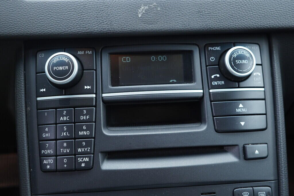 OV190V10352_29.webp_XC90  2.4 D5 147 kW automat