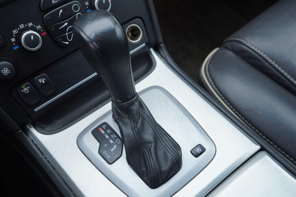 OV190V10352_33.webp_XC90  2.4 D5 147 kW automat