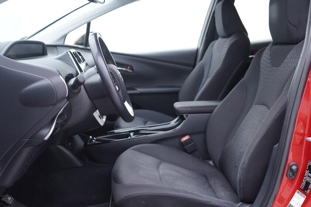 OV190V10353_22.webp_PRIUS  1.8 PHV 72 kW automat