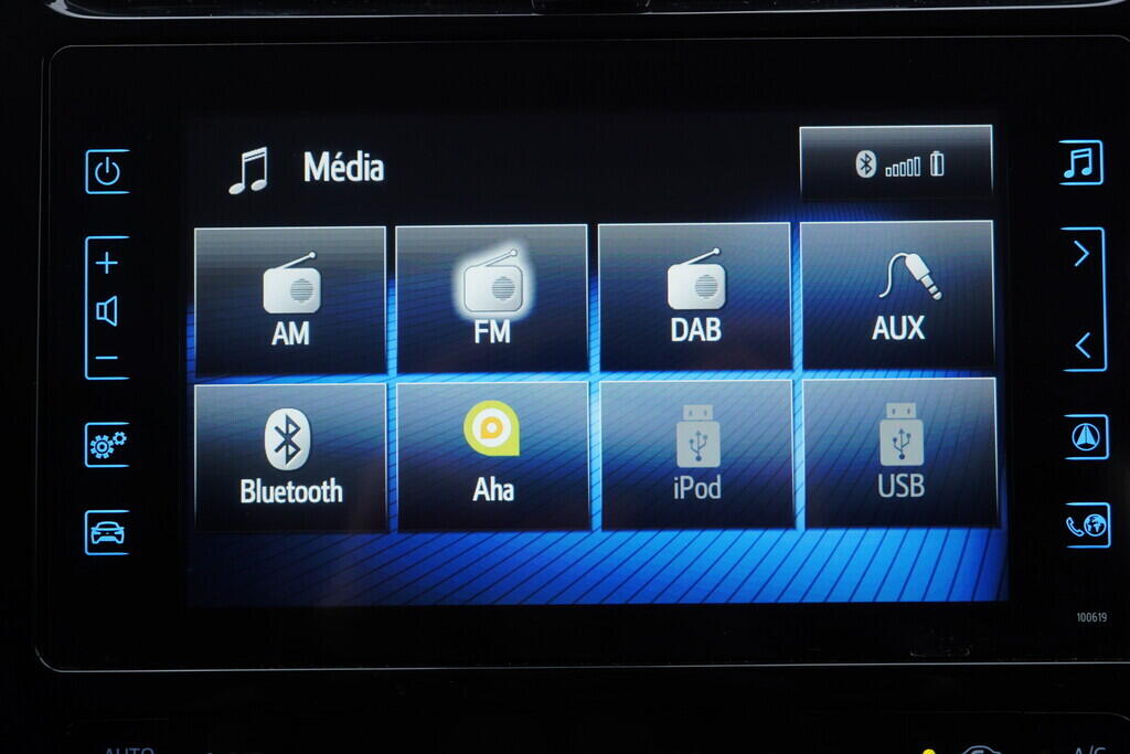 OV190V10353_28.webp_PRIUS  1.8 PHV 72 kW automat