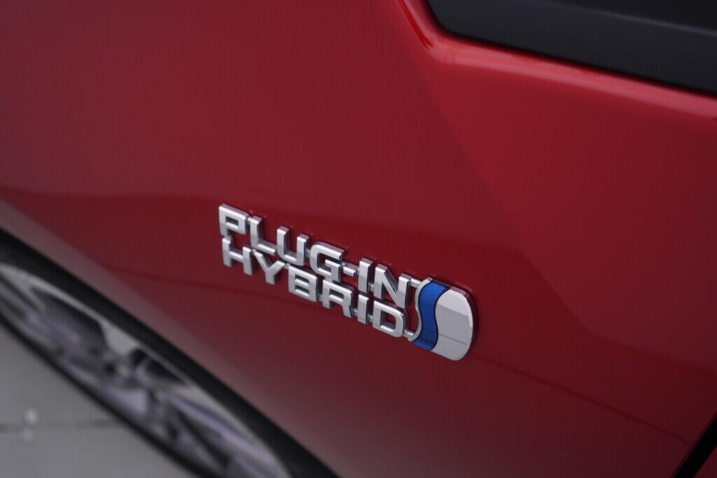 OV190V10353_37.webp_PRIUS  1.8 PHV 72 kW automat