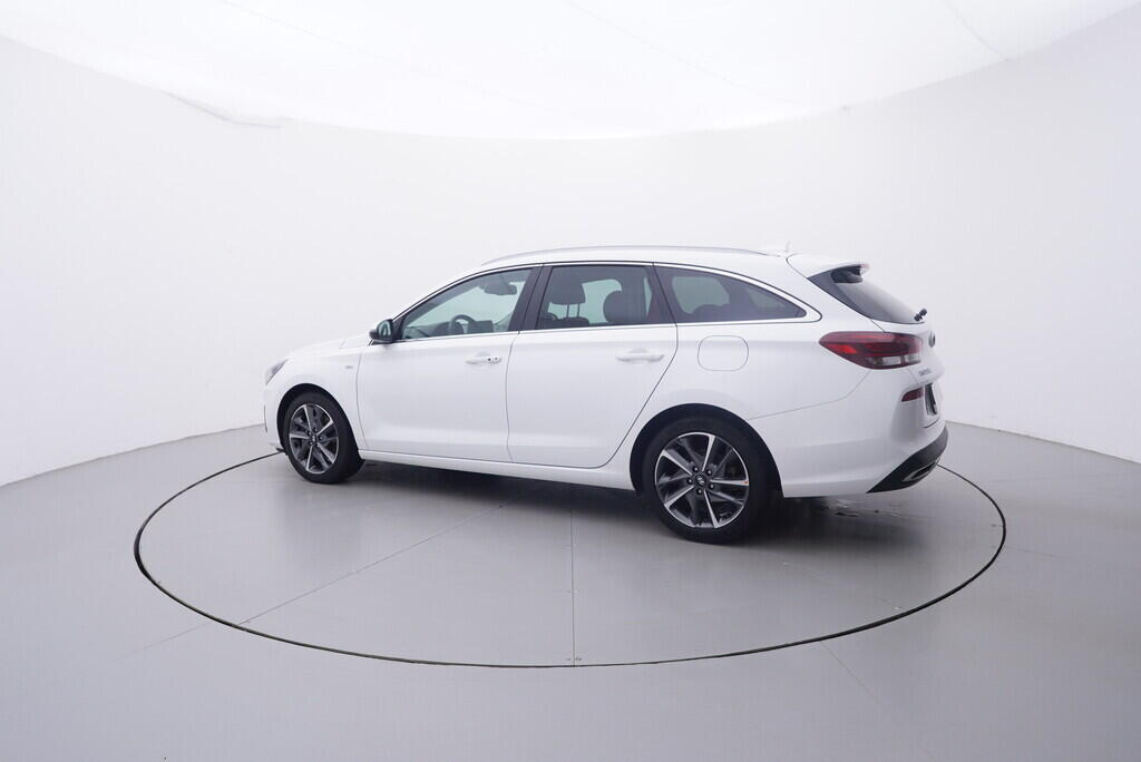 OV190V10357_12.webp_I30 Style 1.5  117 kW manuál, DPH