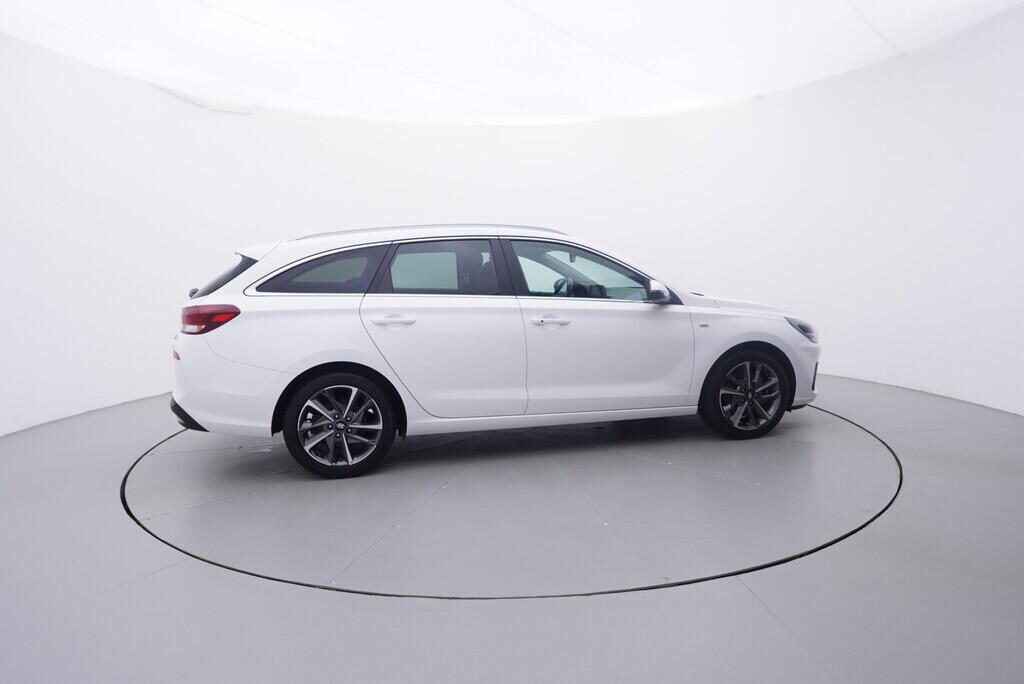 OV190V10357_15.webp_I30 Style 1.5  117 kW manuál, DPH