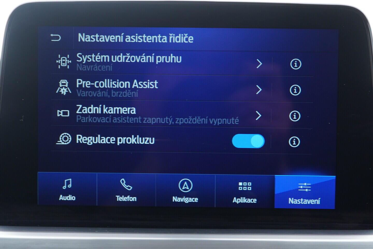 OV190V10358_28.webp_KUGA Titanium 1.5  88 kW automat