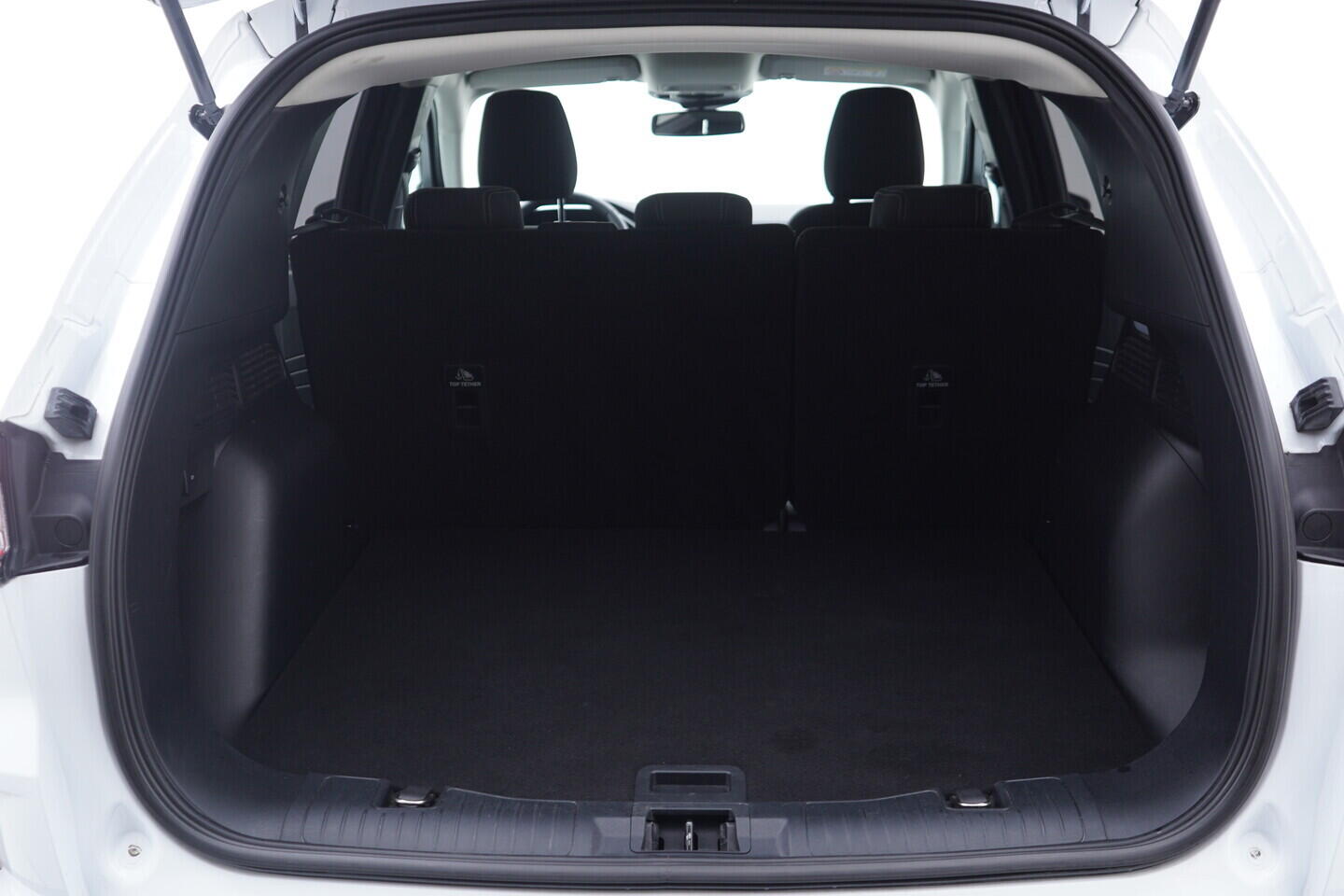 OV190V10358_36.webp_KUGA Titanium 1.5  88 kW automat
