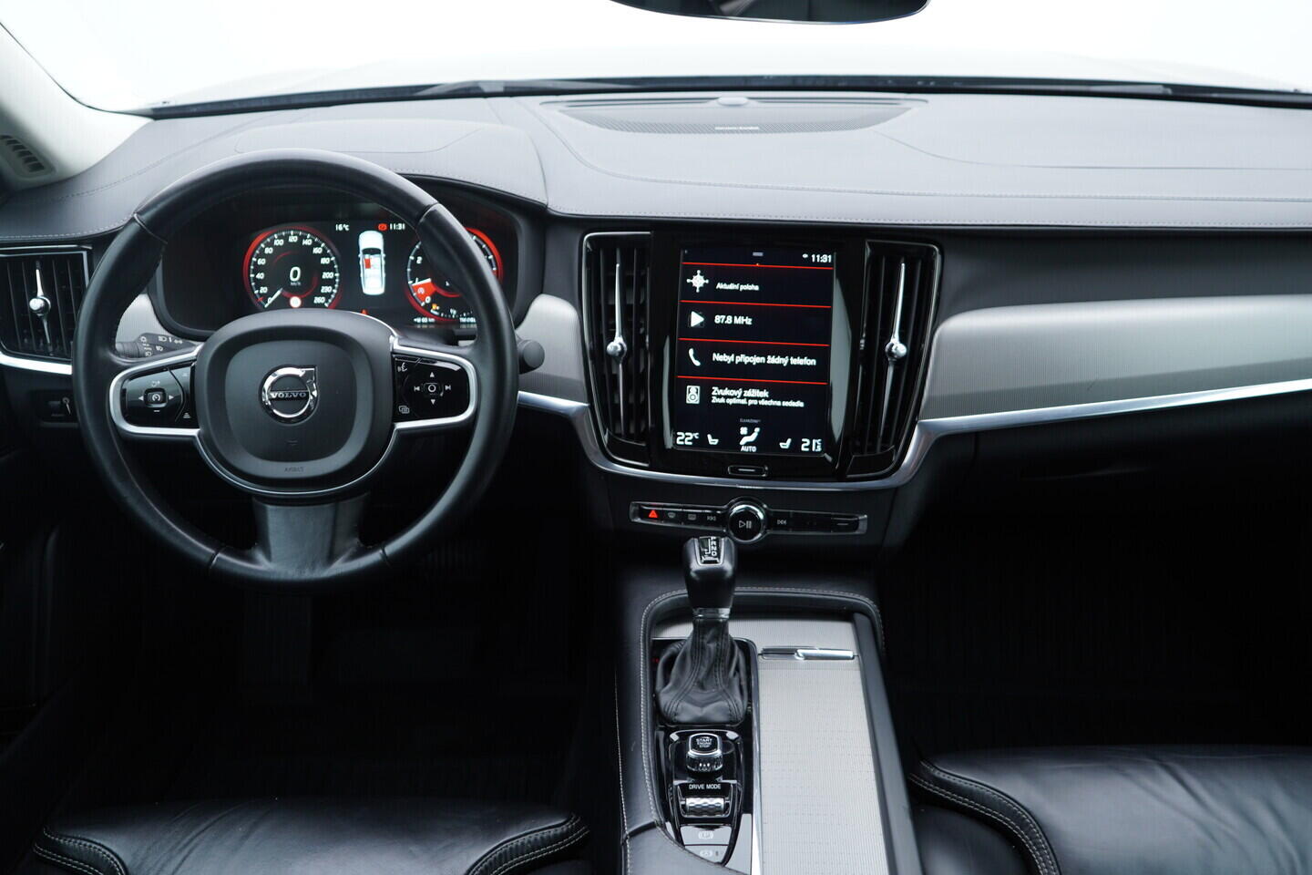 OV190V10362_27.webp_S90 Inscription 2.0  184 kW automat, DPH