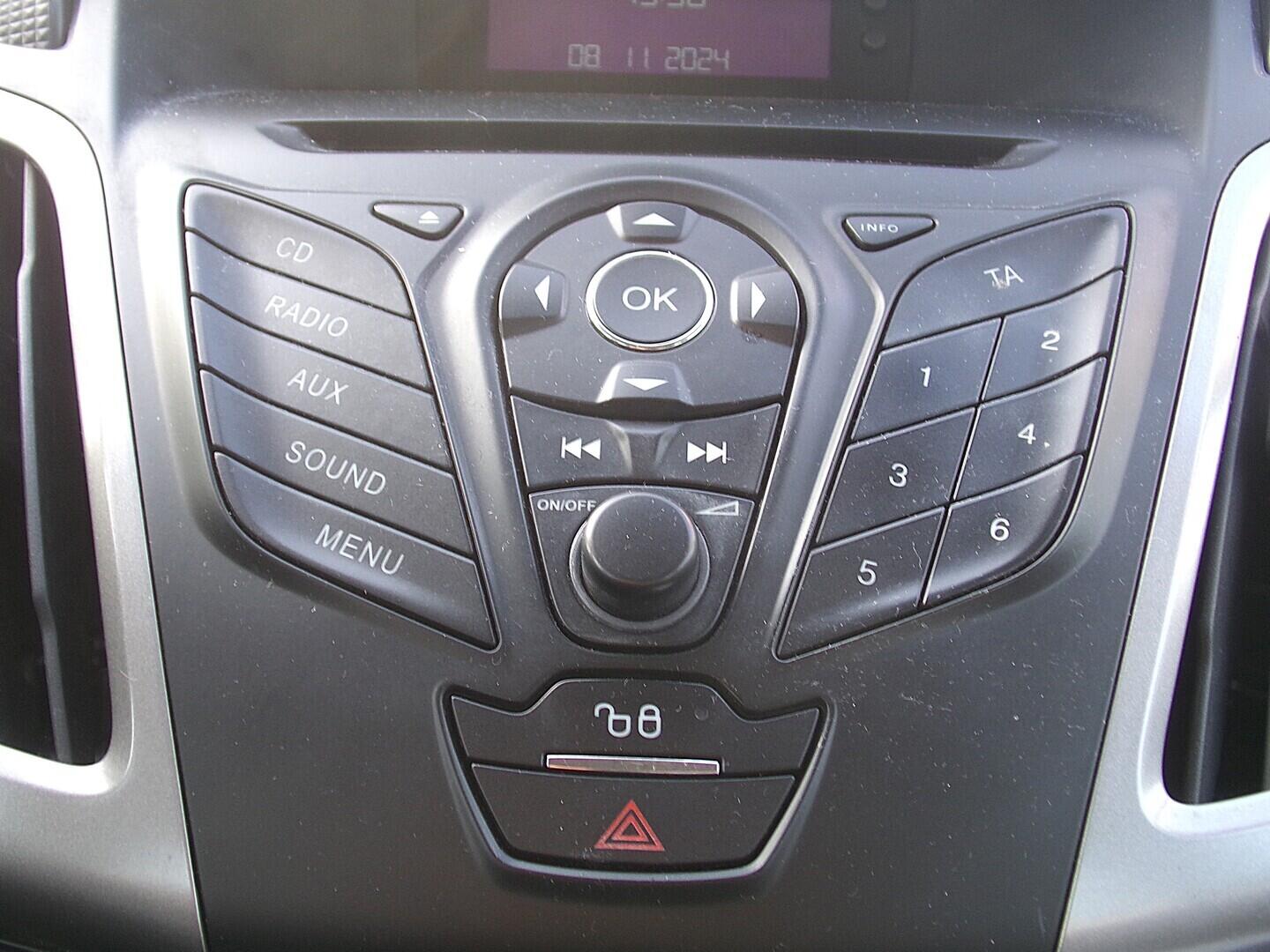 OV190V10367_27.webp_FOCUS Trend 1.6 TDI 70 kW manuál