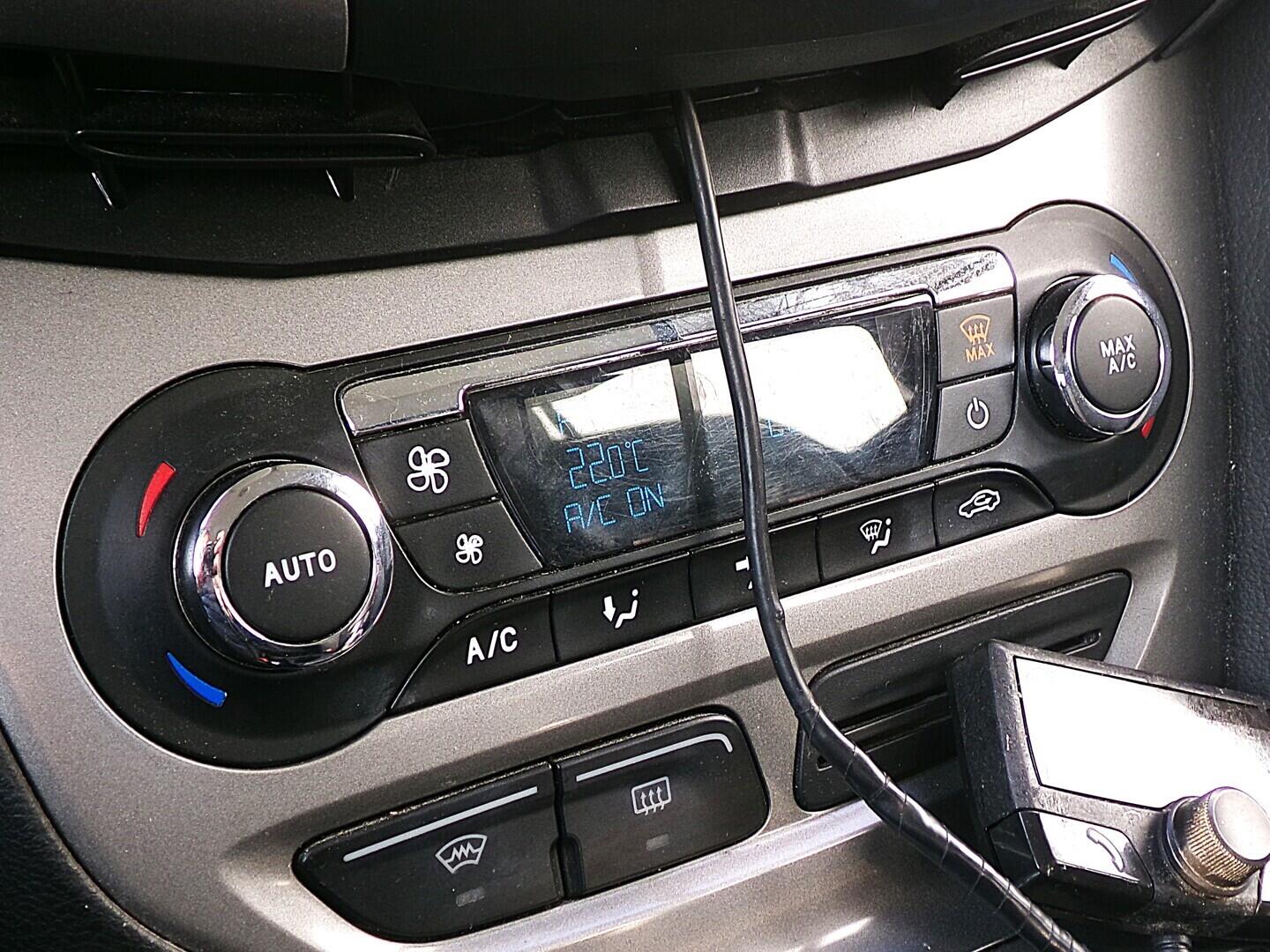 OV190V10367_28.webp_FOCUS Trend 1.6 TDI 70 kW manuál